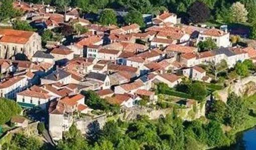 迪庆回乡建别墅为什么一定要选专业乡墅公司